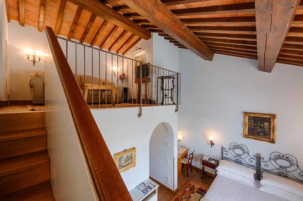 JUNIOR SUITE CLASSIC Room, Hotel Mulino di Firenze, WorldHotels Crafted, Florence