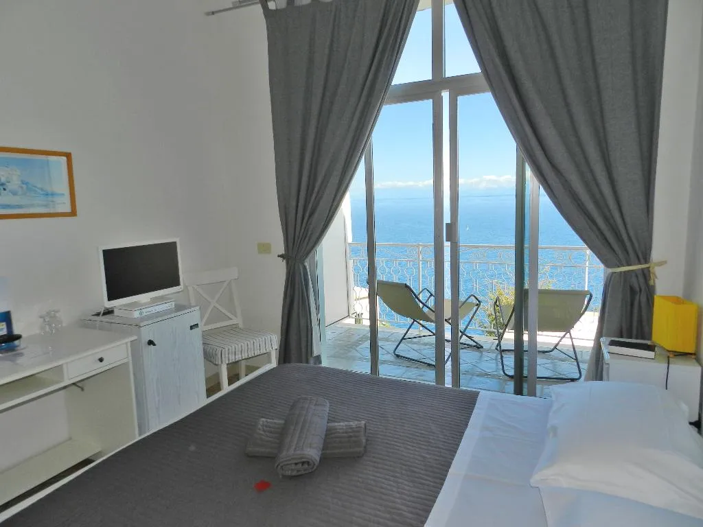 Double or Twin STANDARD Room, Holiday Hotel Praiano - Amalfi Coast, Naples