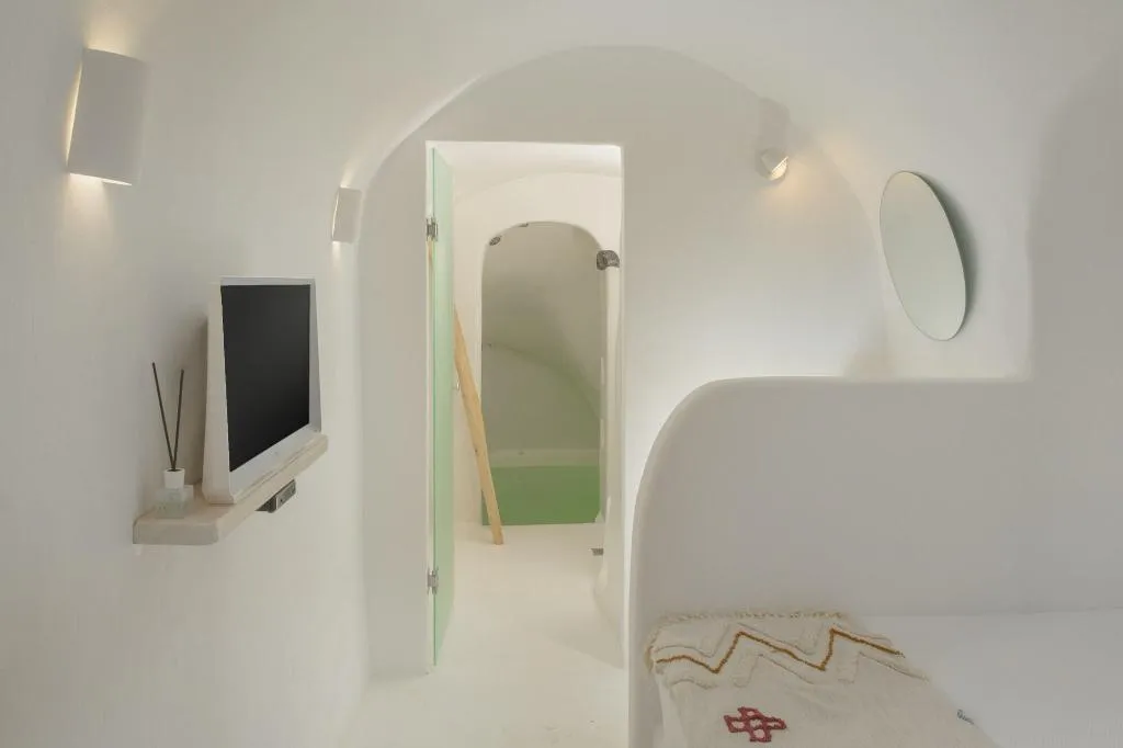 Room, Nano Suites, Santorini