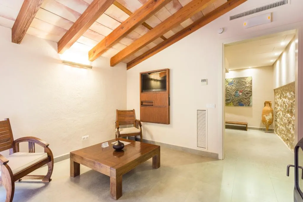JUNIOR SUITE DELUXE Room, Ca n Beia, Majorca