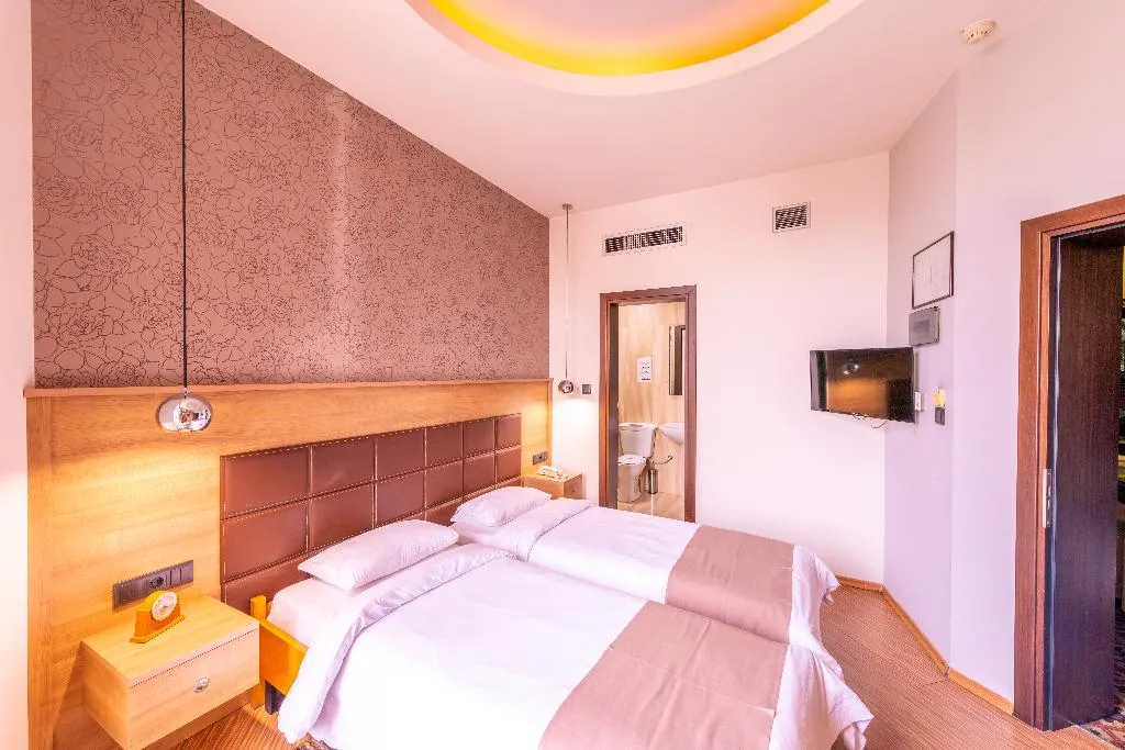 Double or Twin SUPERIOR Room, Metropolis, Thessaloniki