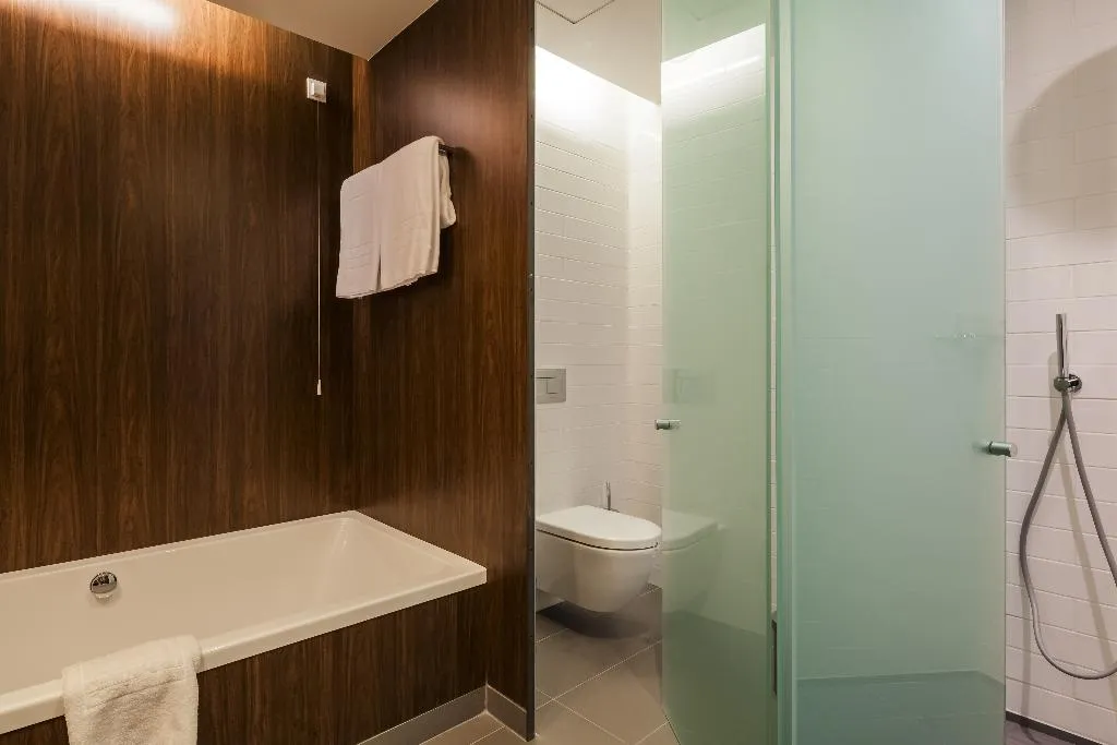 Double or Twin SUPERIOR Room, Vincci Porto, Porto