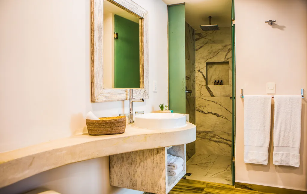 Room PREMIUM KING BED Room, Newport House Playa, Playa Del Carmen