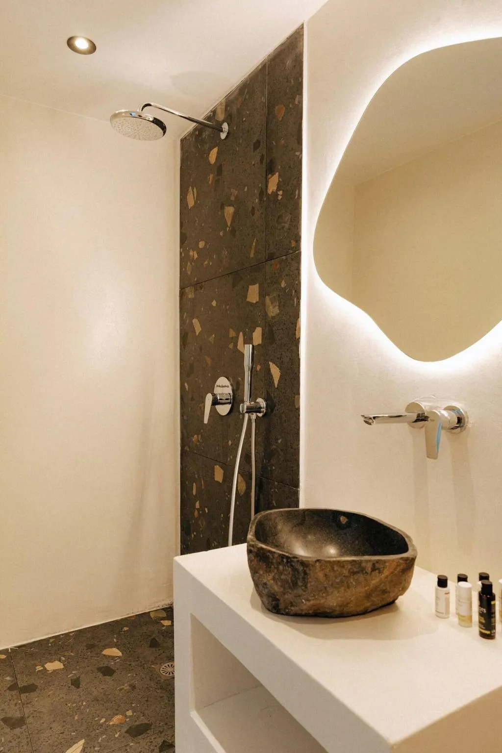 Room, Gazelle Living, Santorini