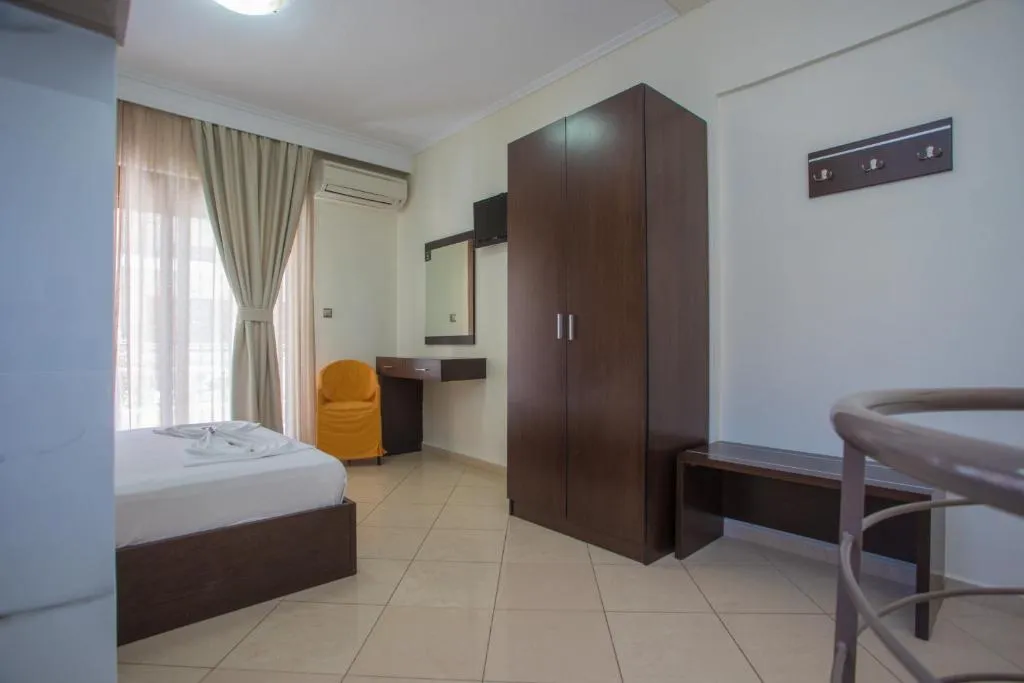 APARTMENT CLASSIC Room, Villa Amalia Sun Beach, Thessaloniki