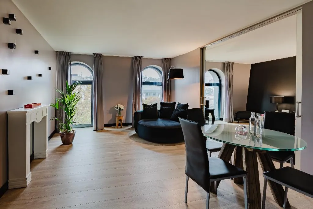 SUITE STANDARD Room, 138 Liberdade Hotel, Lisbon