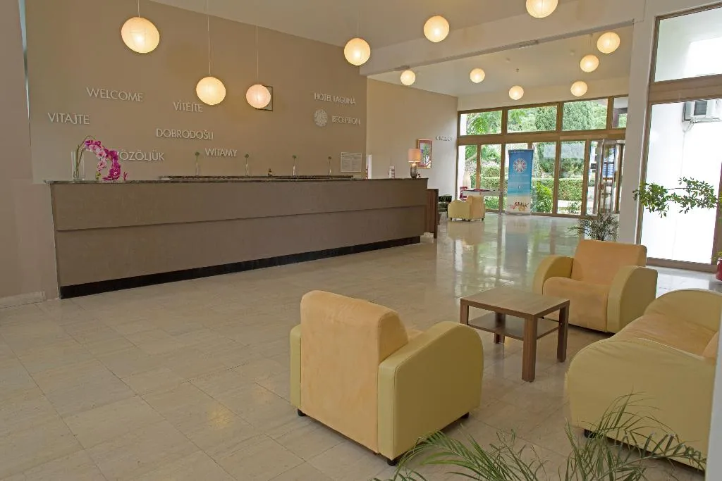 Lobby, Laguna, Split