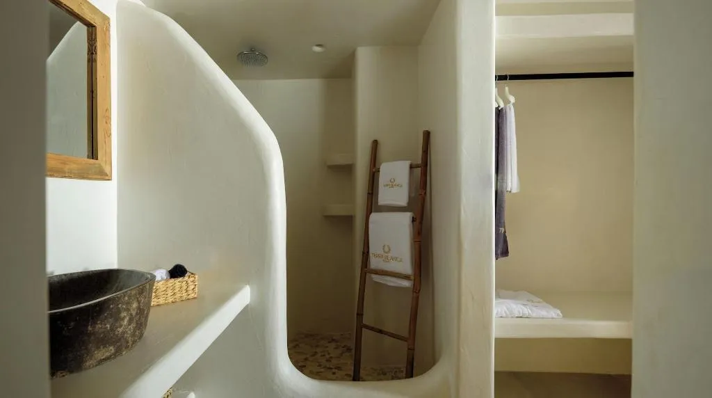 Room, Terra Blanca Suites, Santorini