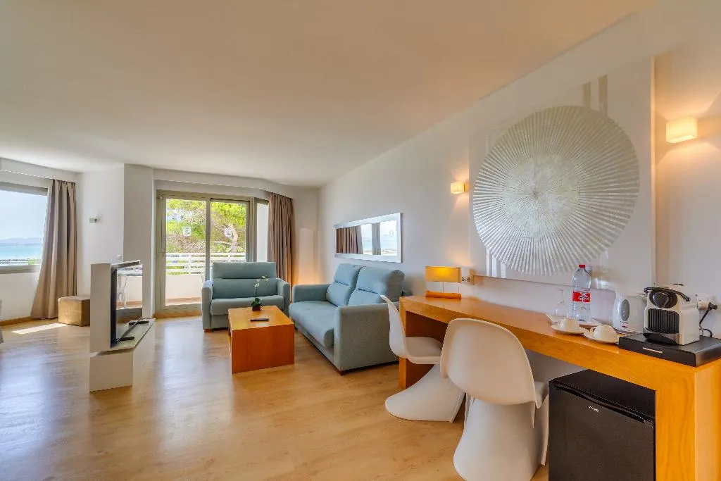 JUNIOR SUITE SIDE SEA VIEW Room, Playa Esperanza Resort, Majorca
