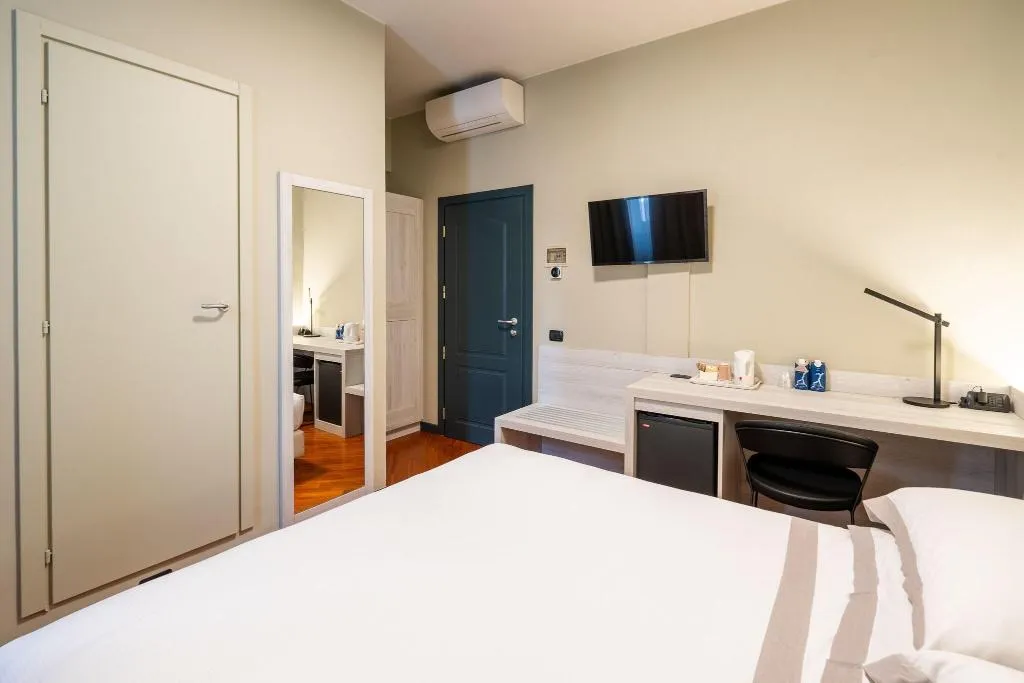 APARTMENT STANDARD Room, Albergo Centrale, Milan