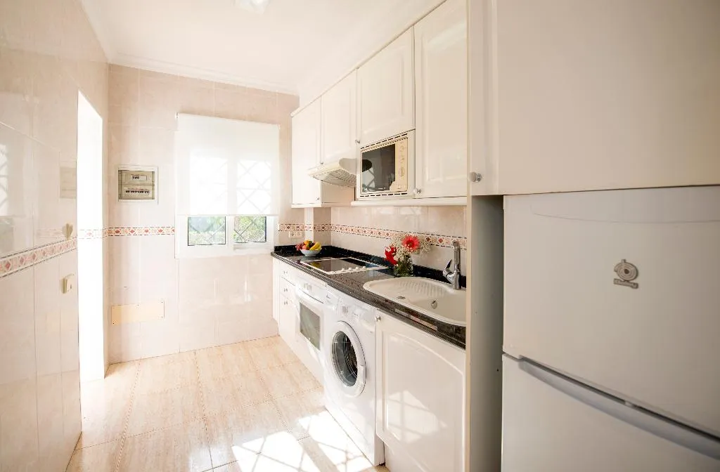 APARTMENT TWO BEDROOMS Room, Ona Village Cala d'Or, Majorca