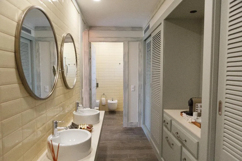 Double or Twin DELUXE WITH BALCONY Room, Rinoterra Minho, Porto