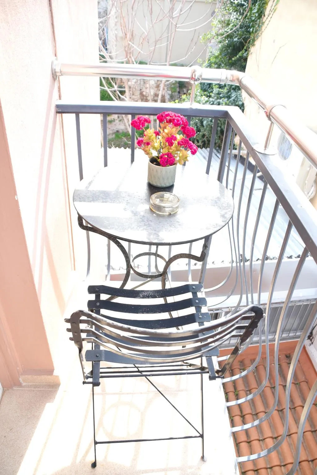 SINGLE STANDARD Room, Adrian, Athens