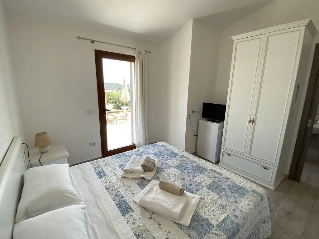 Room, Molti Mari B&B Resort, Olbia