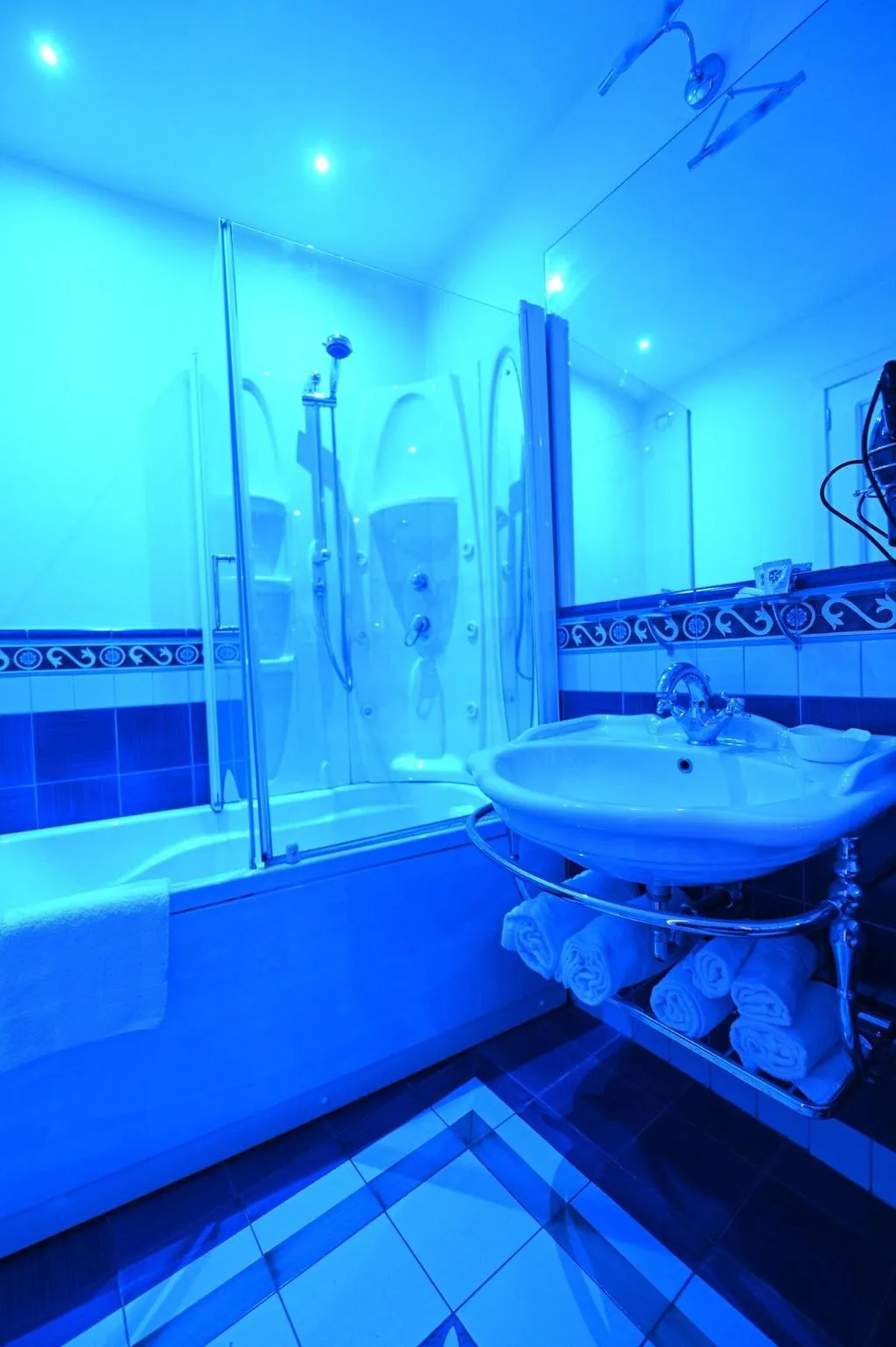 Sports and Entertainment, Hotel Croce Di Amalfi, Naples