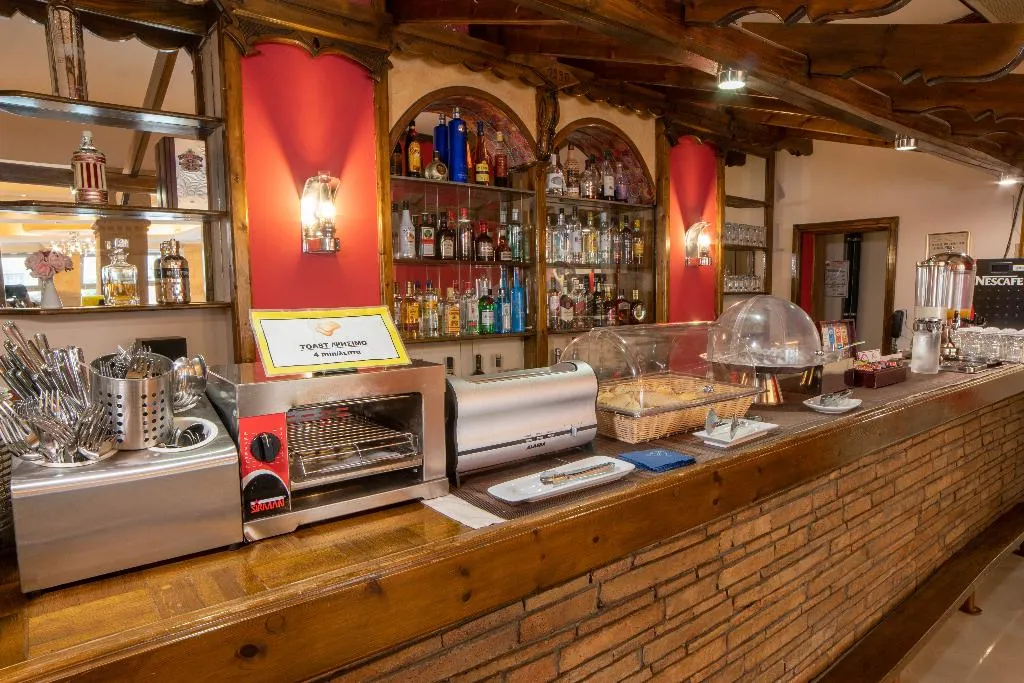 Restaurant, Argo, Athens