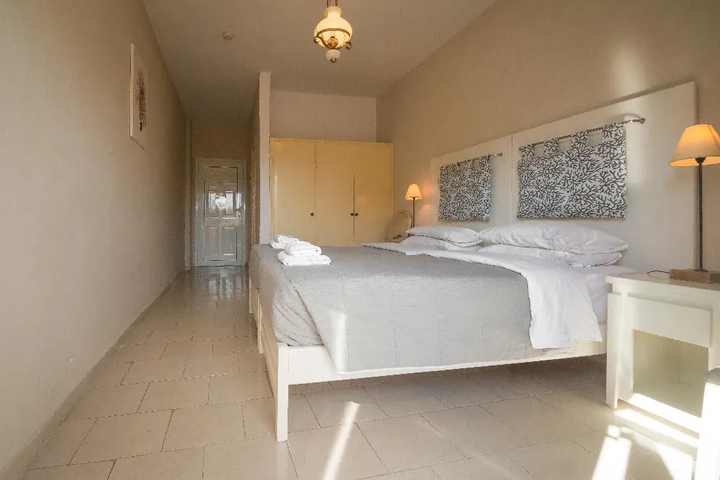 Double or Twin STANDARD Room, Coral Beach, Corfu