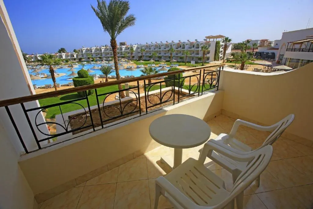 DOUBLE POOL VIEW Room, JAZ Palmariva Beach, Red Sea Riviera