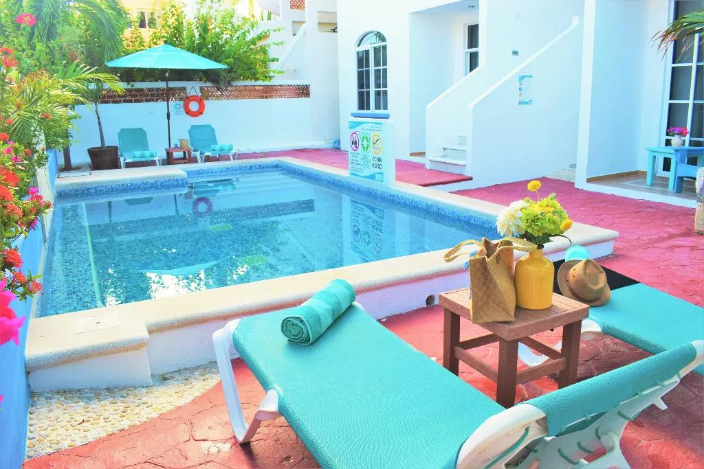 Pool, Corales Suites, Cancun Area