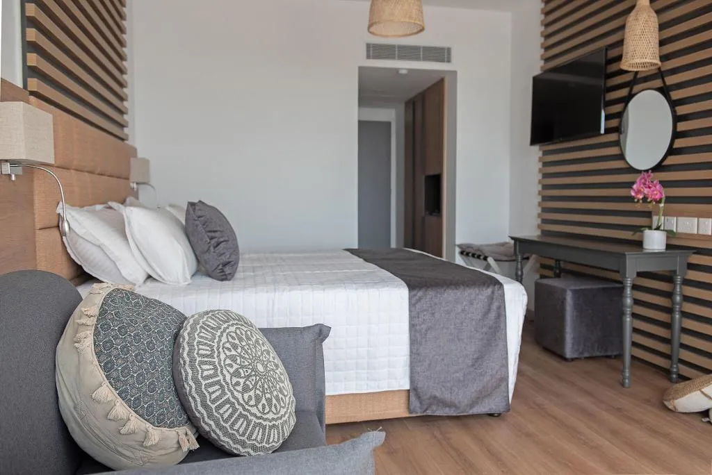 STUDIO KING SIZE BED Room, Piere Anne Beach Hotel, Cyprus