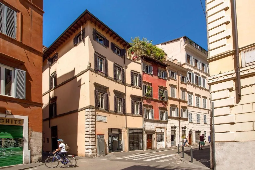 General view, Palazzo Medusa, Rome