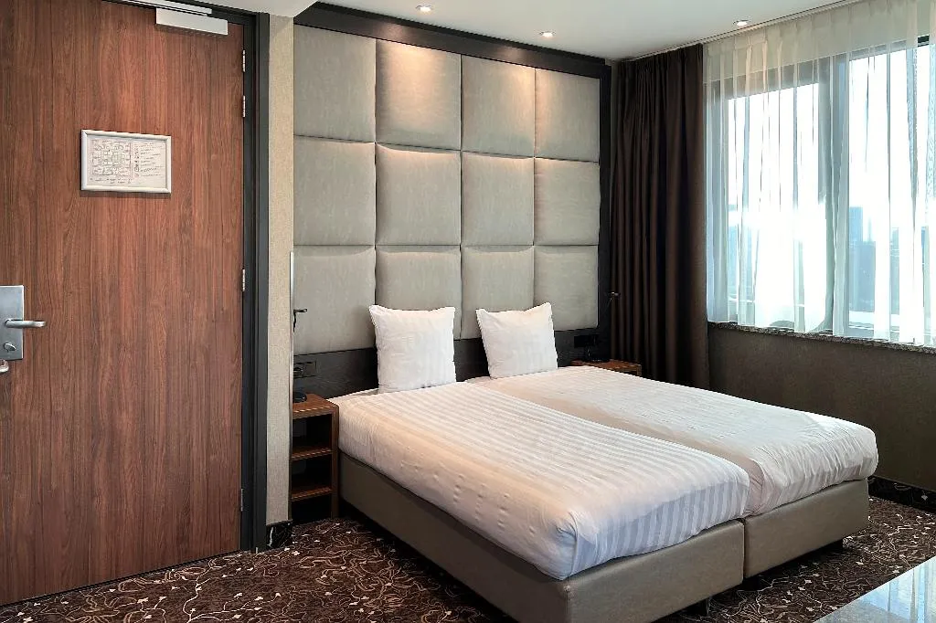 QUADRUPLE STANDARD Room, Hotel Levell, Amsterdam