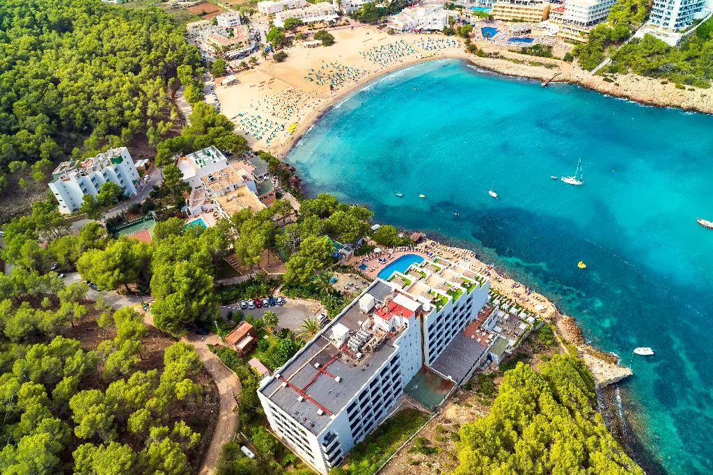 Beach, Palladium Hotel Cala LLonga, Ibiza