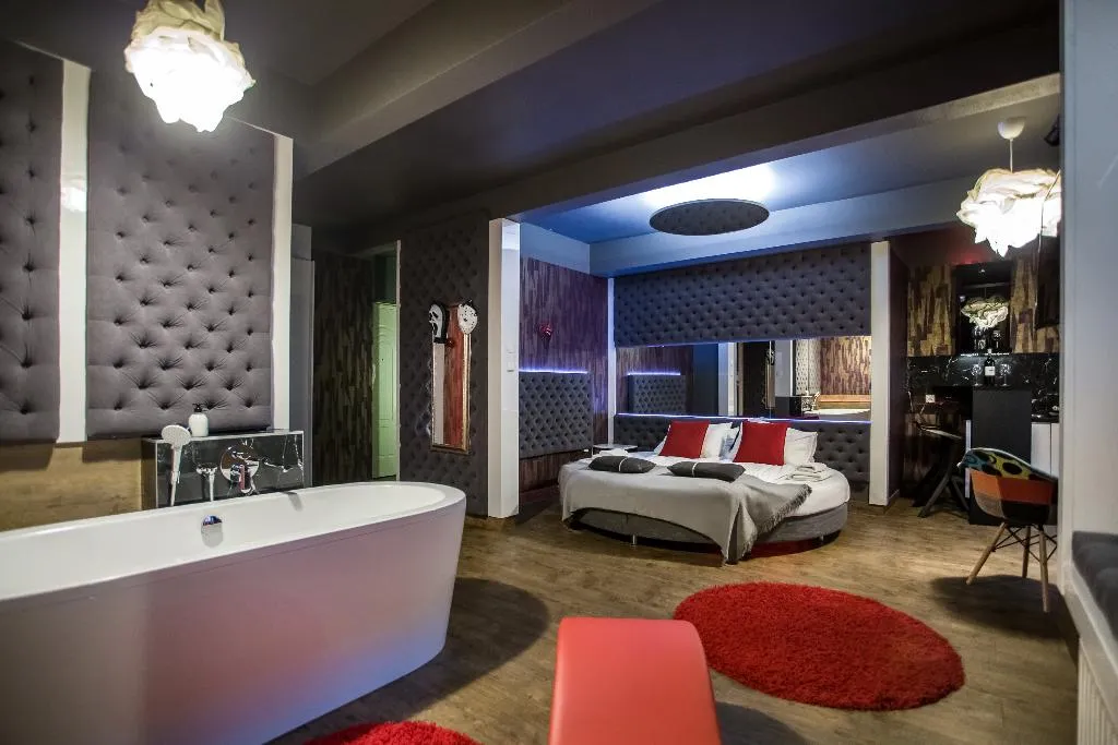 STUDIO STANDARD Room, Yourplace Biskupia Apartments, Krakow