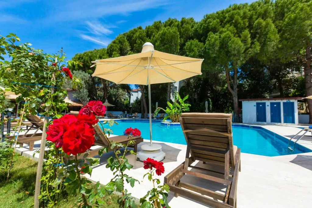 Terrace, Risus Garden Marina Hotel, Izmir
