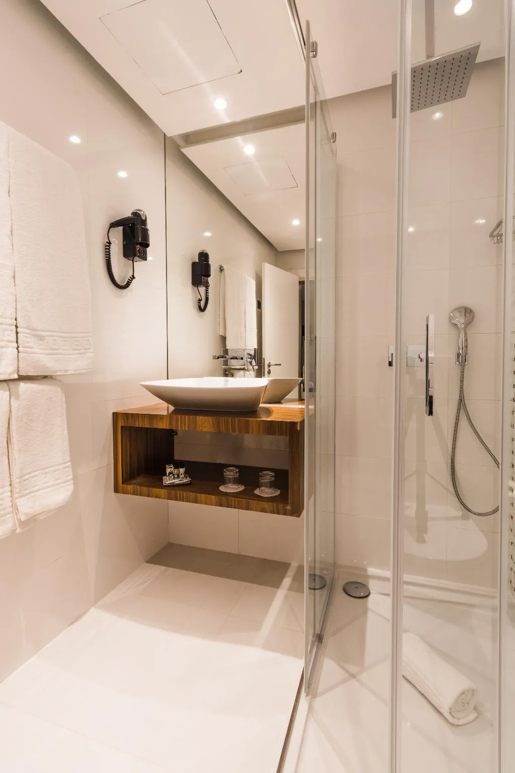 TRIPLE EXECUTIVE Room, Rossio Boutique Hotel, Lisbon