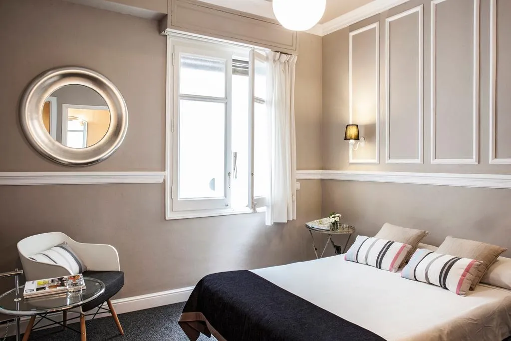 DOUBLE CAPACITY 1 Room, AinB Eixample Muntaner, Barcelona