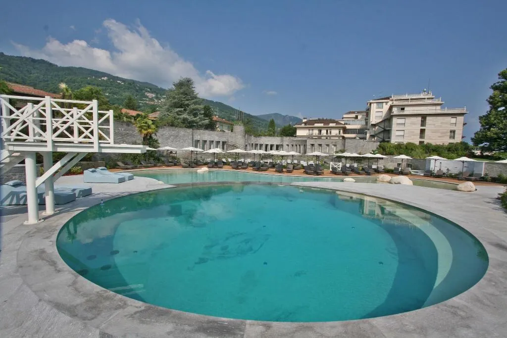 Pool, Des Iles Borromees, Milan