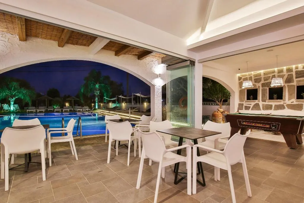 Restaurant, Malibu Boutique, Rhodes