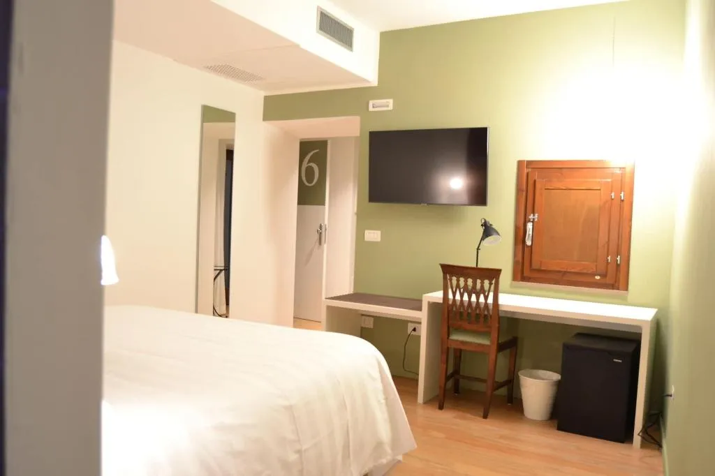 Room, Albergo Il Rientro, Perugia