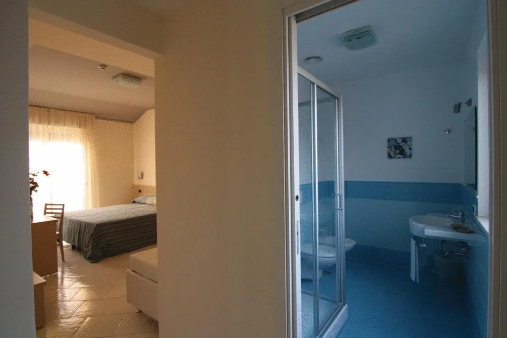 DOUBLE SINGLE USE STANDARD Room, Cosmomare, Naples