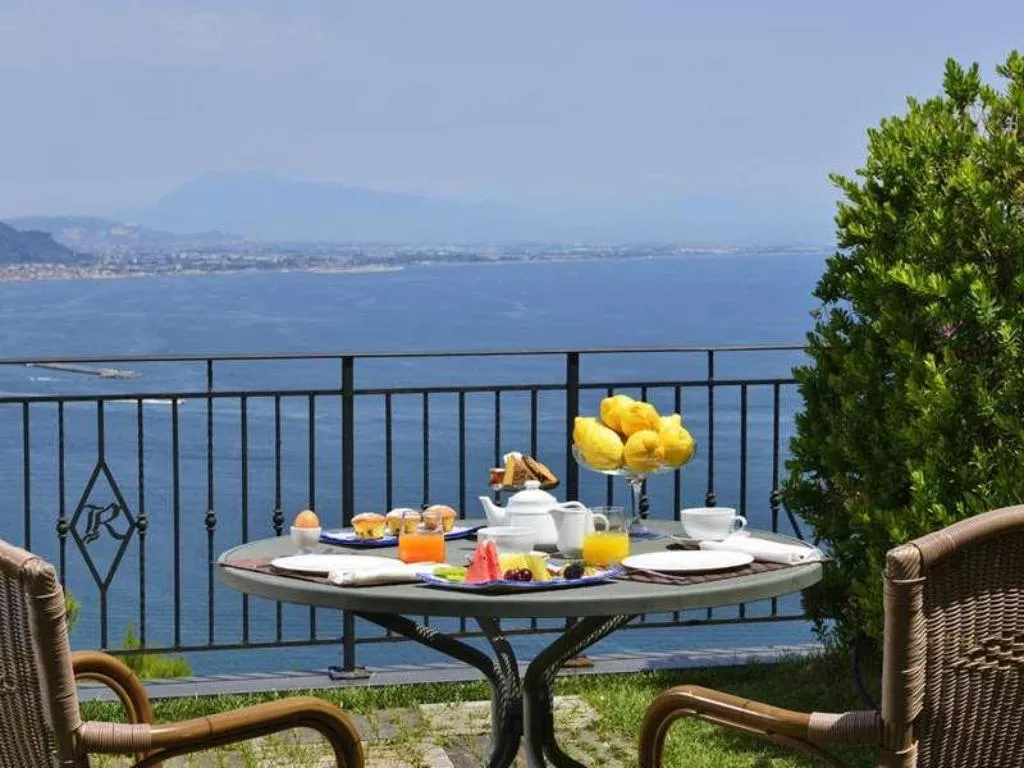 Restaurant, Raito, Naples