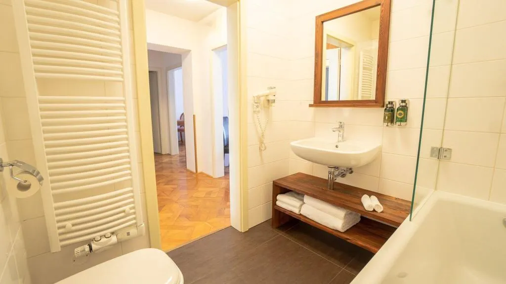 Room, Hotel Golden Key Prague, Prague