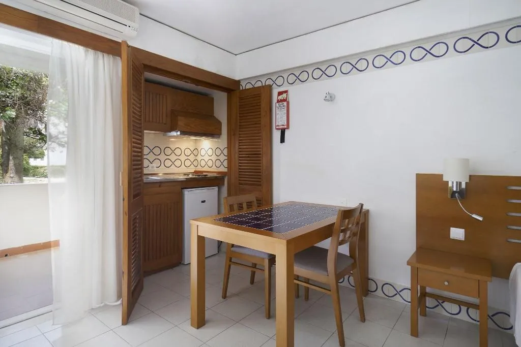 Room, Golden Club Cabanas, Algarve