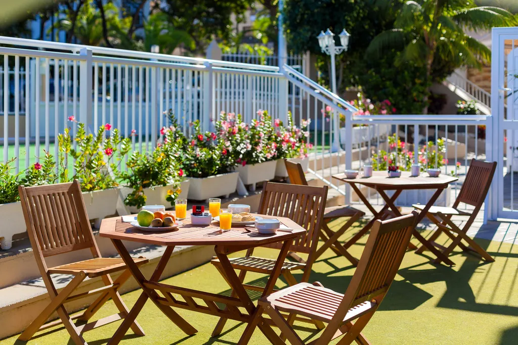 Terrace, Los Dragos Del Norte, Tenerife