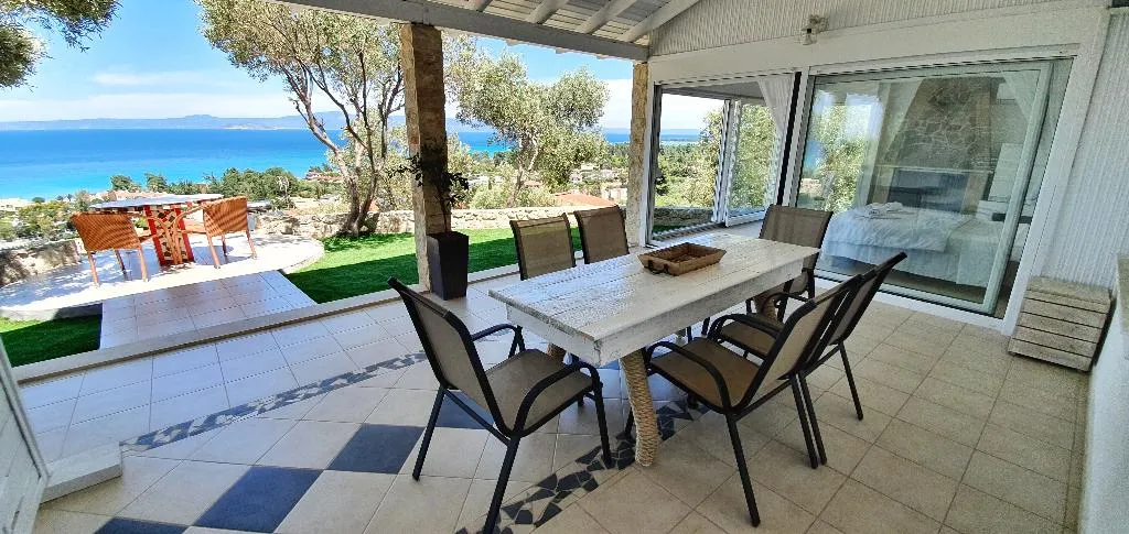 SUITE SEA VIEW TWO BEDROOMS Room, Bungalow White Apartments and Suits, Halkidiki