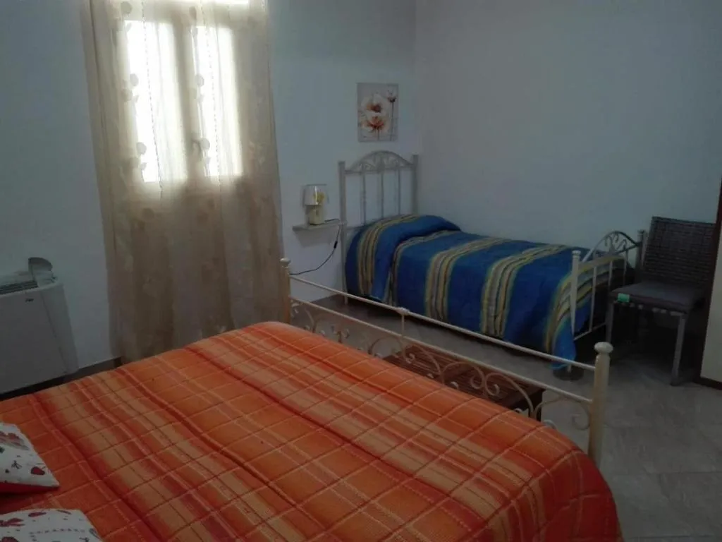 Room, B&B The Best, Palermo