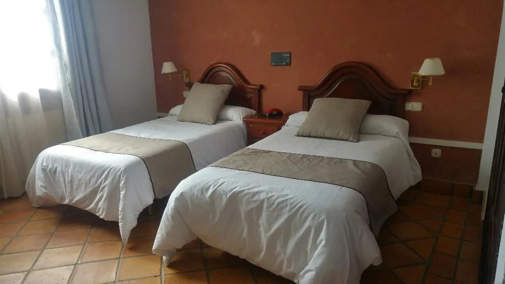 Room, Don Gonzalo, Andalucia