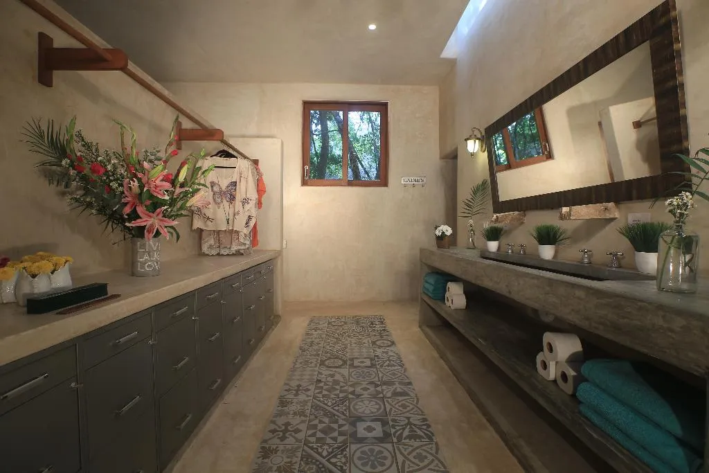 FAMILY ROOM CAPACITY 8 Room, Cachito de Cielo Luxury Jungle Lodge, Cancun Area