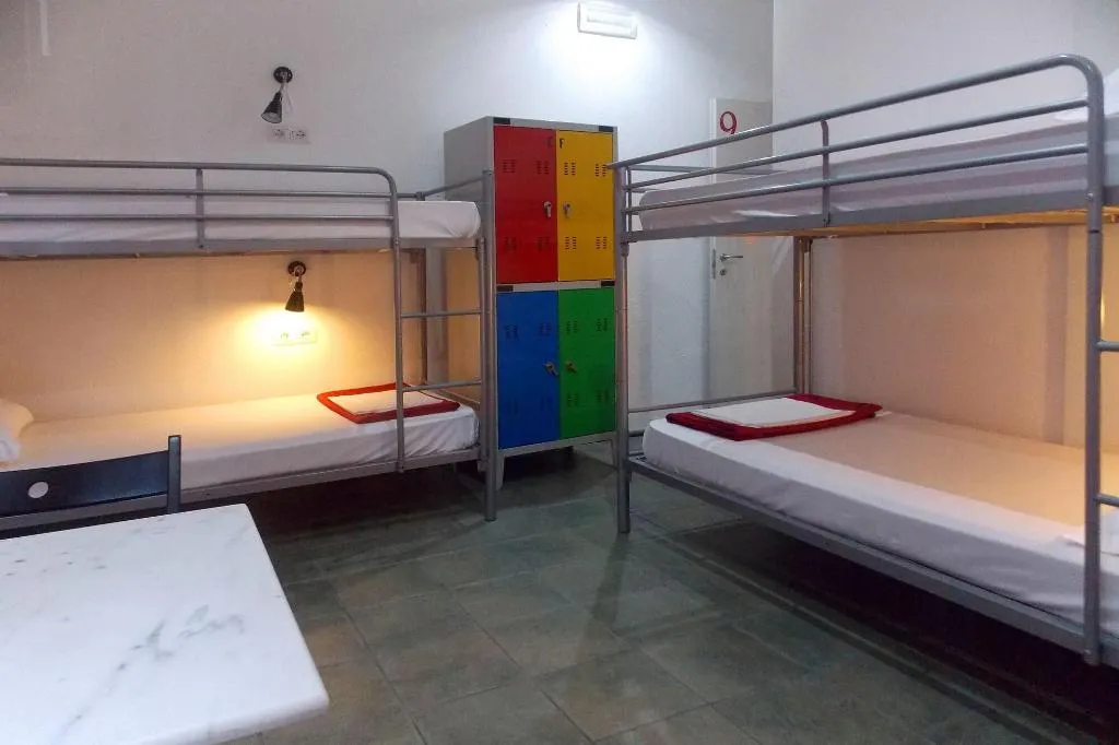 Room, Hostel Colours, Milan