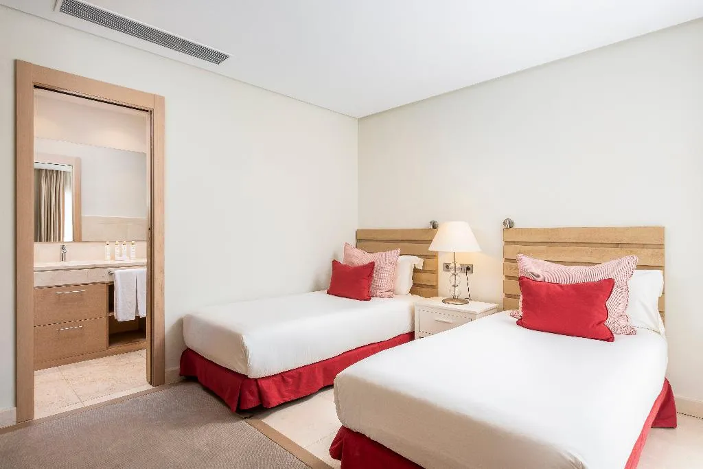 SUITE THREE BEDROOMS Room, Las Terrazas de Abama Suites, Tenerife