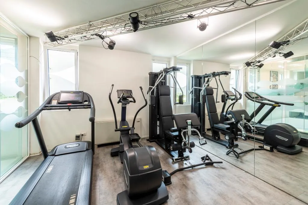 Sports and Entertainment, Mo.Om Hotel, Milan