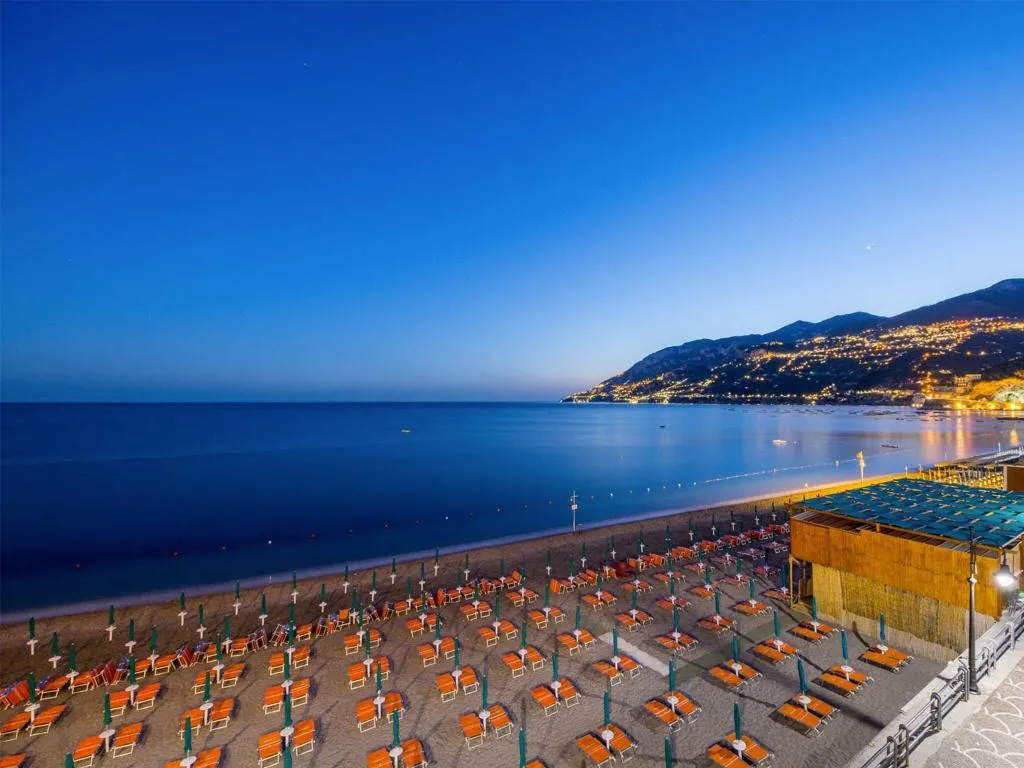 Beach, Hotel Sole Splendid, Naples