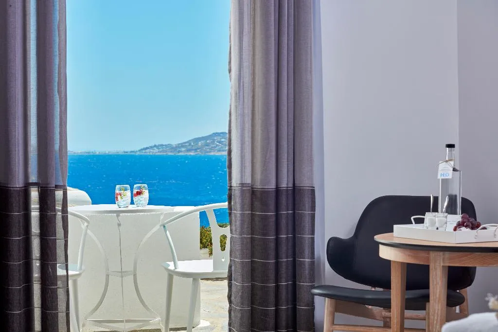 JUNIOR SUITE SEA VIEW Room, Mykonos Princess Hotel, Mykonos