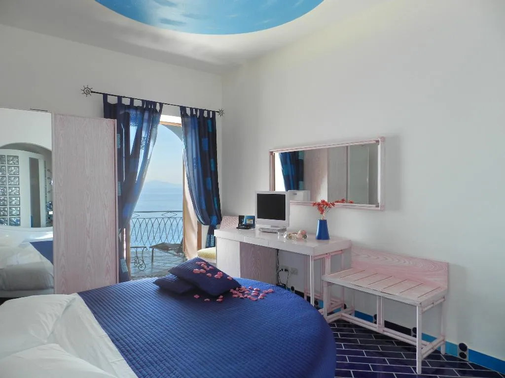 DOUBLE DELUXE Room, Holiday Hotel Praiano - Amalfi Coast, Naples