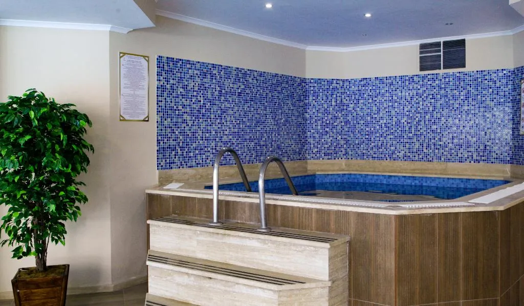 Sports and Entertainment, Azka, Bodrum